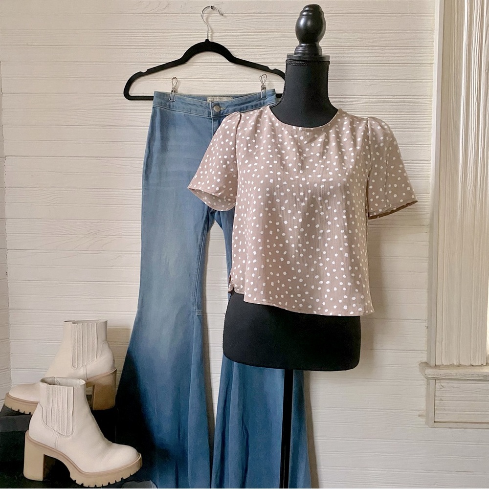 She + Sky | Brown and White Polka Dot Short Sleeve Boxy Blouse
